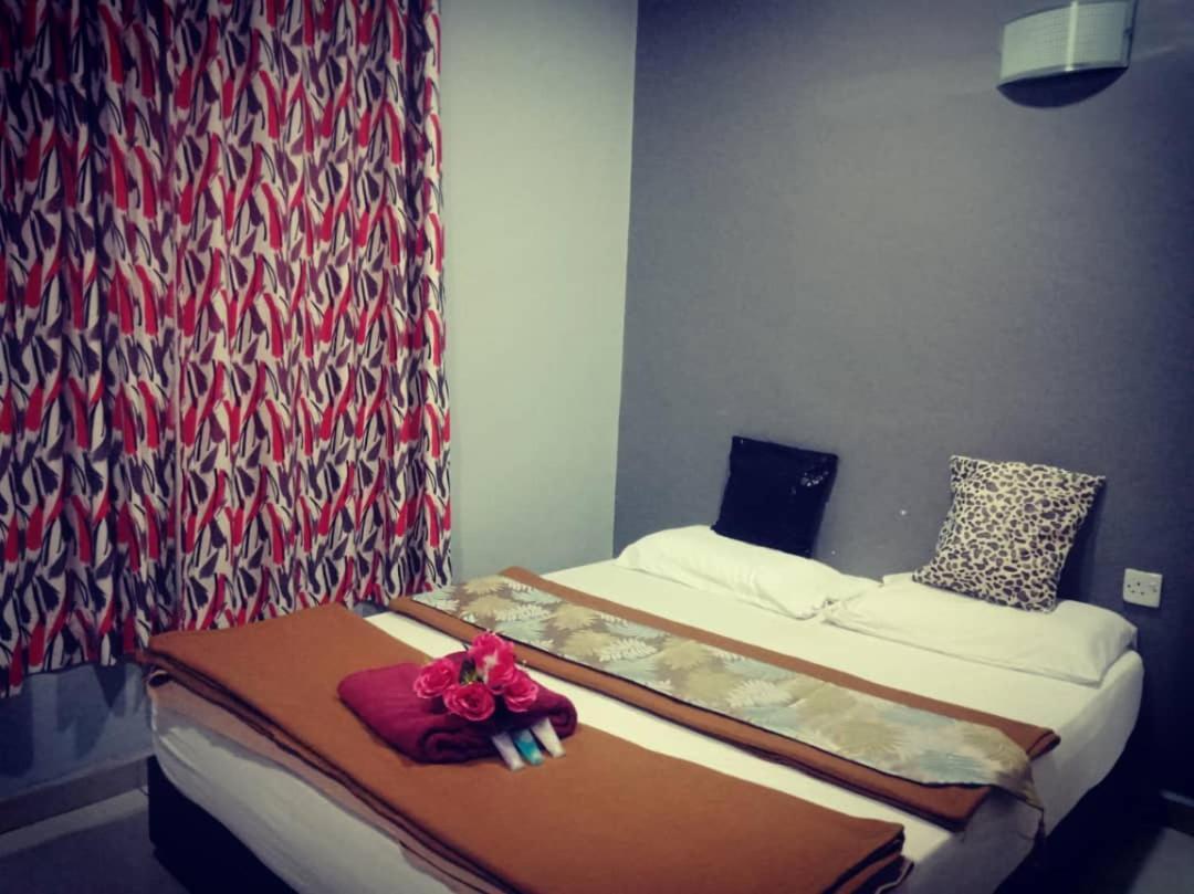 Weng Kong Homestay Slim River Exterior foto
