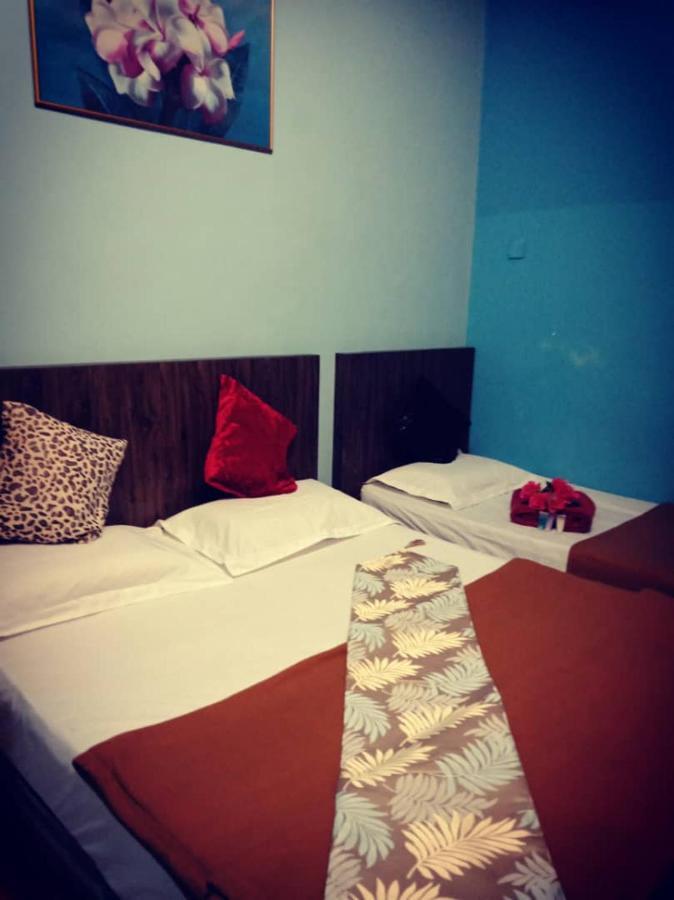Weng Kong Homestay Slim River Exterior foto